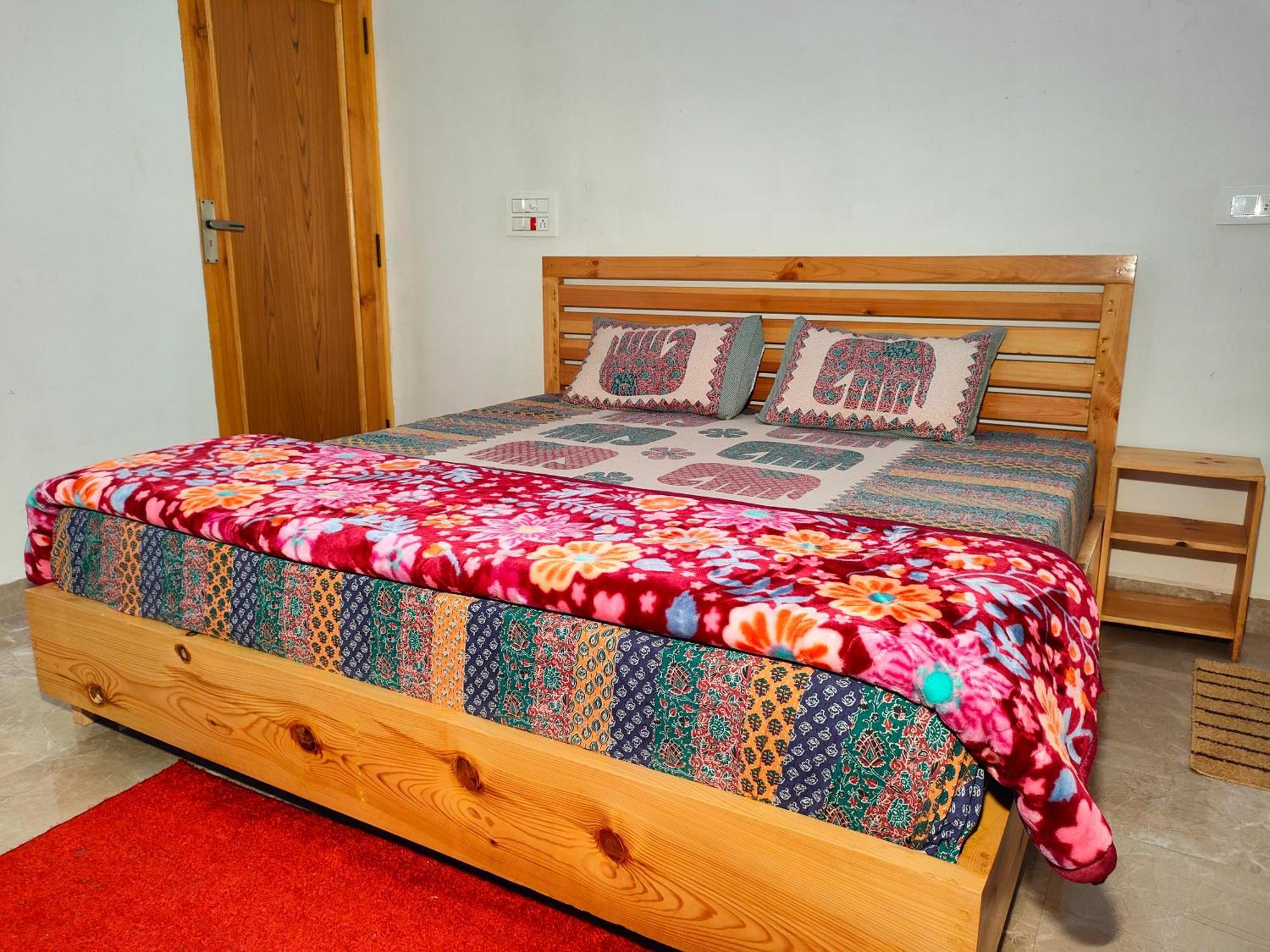 Travelodge Homestay Bīr 외부 사진